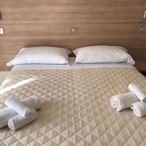 Double or Twin Room Sea View